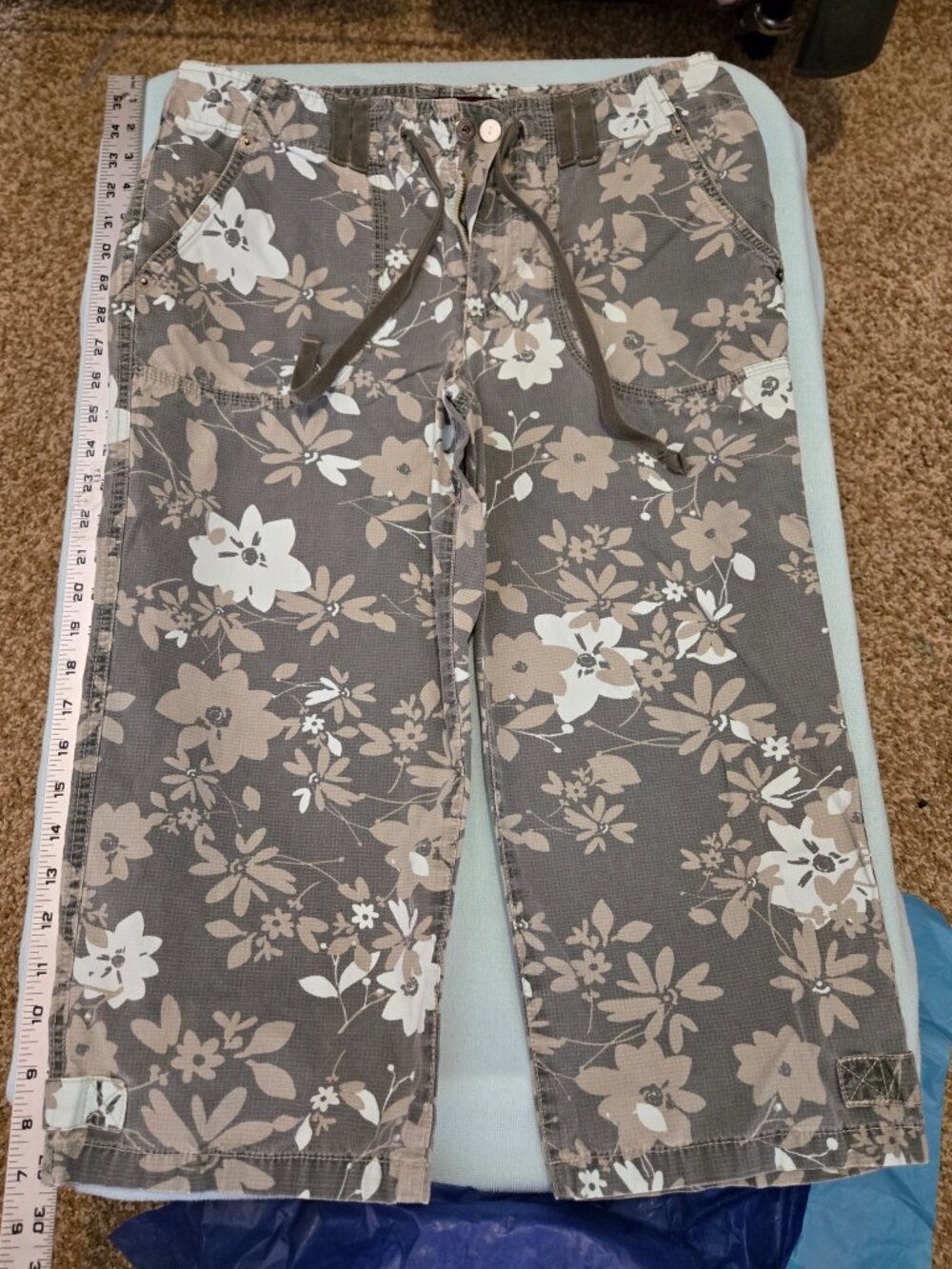 Gloria Vanderbilt Capri Pants Women Size 8 Floral Casual Summer Lightweight
